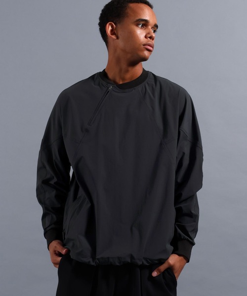 NUMERALS（ヌメラルズ）の「[NUMERALS]FREE MOVEMENT STRETCH RIPSTOP PULLOVER（Tシャツ/カットソー・メンズ・グリーン/ブラック/グレー・MEDIUM/LARGE）」の9枚目の写真