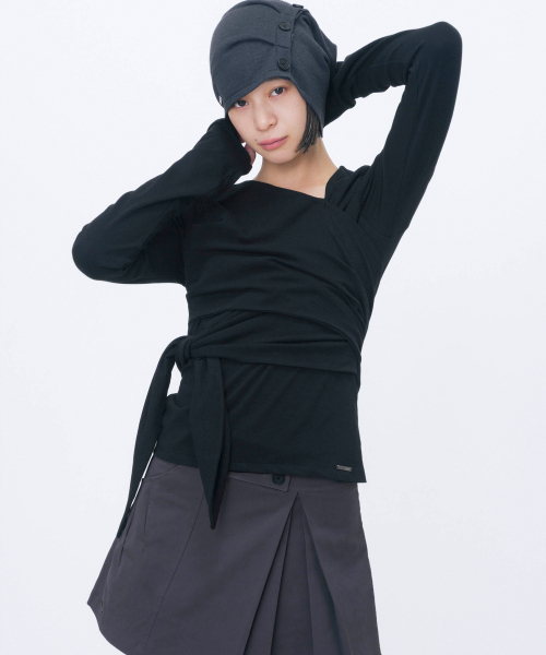Miseki SEOUL(ミセキソウル)の「Tie-up layered long sleeve BLACK(Tシャツ/カットソー・レディース・その他・1/2)」の1枚目の写真