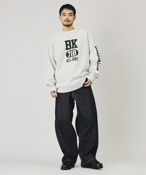 Champion(チャンピオン)の「Champion/チャンピオン 別注 REVERSE WEAVE VINTAGE WASH PRINT SWEAT/リバースウィーブ ヴィンテージウォッシュ プリント スウェット(スウェット・メンズ・チャコールグレー/ライトグレー/ブラック/ネイビー/ブラウン/グレー/シルバー/インディゴブルー/グリーン/ナチュラル・SMALL/MEDIUM/LARGE/X-LARGE)」の16枚目の写真