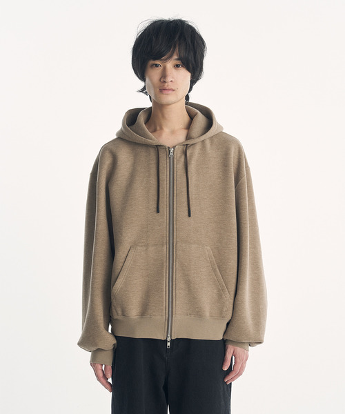 VICTIM(ヴィクティム)の「VICTIM ヴィクティム / TECH ZIP PARKA ダンボールニットフルジップパーカー / VTM-26-CS-111(パーカー・メンズ・ブラック/グレー/モカ・1/2/3)」の3枚目の写真