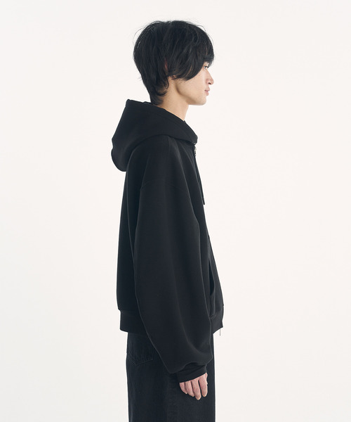VICTIM(ヴィクティム)の「VICTIM ヴィクティム / TECH ZIP PARKA ダンボールニットフルジップパーカー / VTM-26-CS-111(パーカー・メンズ・ブラック/グレー/モカ・1/2/3)」の4枚目の写真