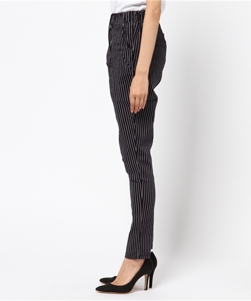 Pierrot（ピエロ）の「【ラインがキレイで履きやすい】ストレッチ サルエルパンツ/ジョッパーズ（その他パンツ・レディース・ブラック/カーキ/ネイビー/カモフラージュ/ストライプ/チェック/オフホワイト/ベージュ/ホワイト系その他・L/M）」の20枚目の写真