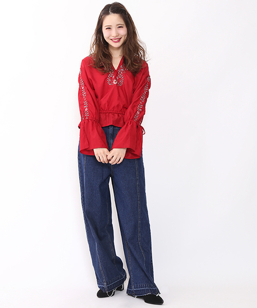 one after another NICE CLAUP（ワンアフターアナザーナイスクラップ）の「刺しゅう入ブラウス（シャツ/ブラウス・レディース・レッド/ベージュ/ブラック・FREE）」の17枚目の写真