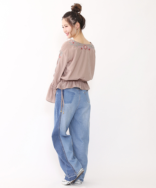 one after another NICE CLAUP（ワンアフターアナザーナイスクラップ）の「刺しゅう入ブラウス（シャツ/ブラウス・レディース・レッド/ベージュ/ブラック・FREE）」の18枚目の写真