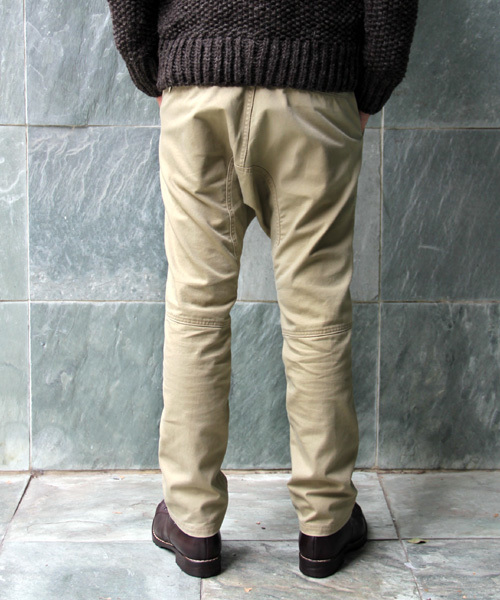 NANO universe（ナノユニバース）の「ディッキーズ+NU　サルエルPチノ（チノパンツ・メンズ・ブラック/ベージュ・SMALL/MEDIUM/LARGE）」の4枚目の写真