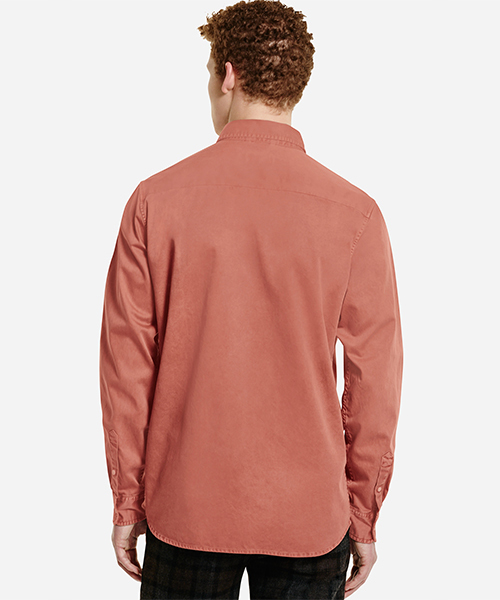 Saturdays NYC(サタデーズ ニューヨークシティ )の「Angus Button Down Broken Twill Shirt(シャツ/ブラウス・メンズ・ネイビー/レンガ・X-SMALL/M/L/S/X-LARGE)」の5枚目の写真