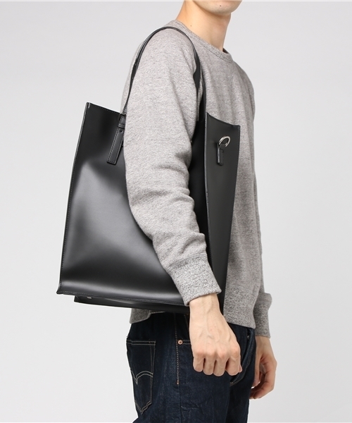 ABAHOUSE（アバハウス）の「レザー縦型トートバッグ（トートバッグ・メンズ・ブラック・FREE）」の7枚目の写真