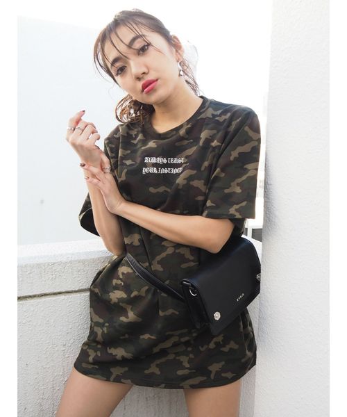 EVRIS（エヴリス）の「2WAYメタリックコンチョBAG（ボディバッグ/ウエストポーチ・レディース・ブラック/パープル/ブラウン/シルバー・FREE）」の5枚目の写真