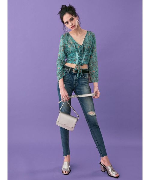 EVRIS（エヴリス）の「2WAYメタリックコンチョBAG（ボディバッグ/ウエストポーチ・レディース・ブラック/パープル/ブラウン/シルバー・FREE）」の22枚目の写真