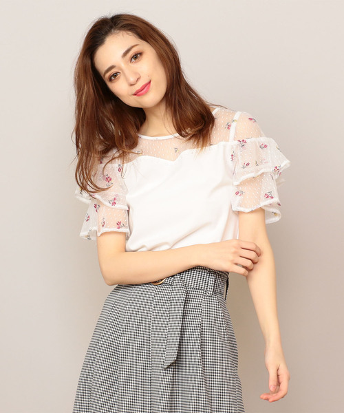 MIIA（ミーア）の「チュール刺繍ティアードスリーブカットプルオーバー（Tシャツ/カットソー・レディース・オフホワイト/パープル系その他/ブラック/ブルー・FREE）」の2枚目の写真