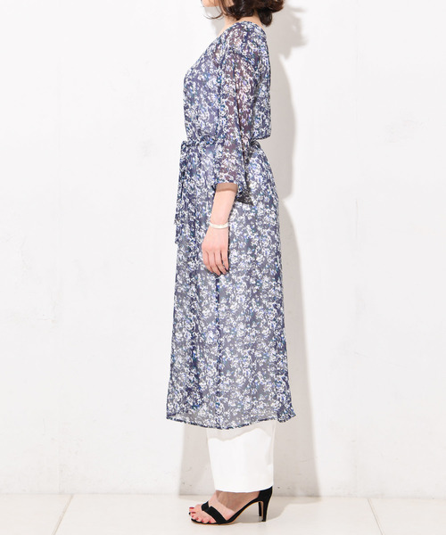 RIVE DROITE(リヴドロワ)の「フラワープリント楊柳ワンピース(ワンピース・レディース・ネイビー/イエロー・FREE)」の6枚目の写真