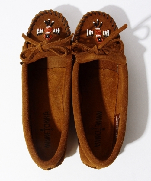 Minnetonka（ミネトンカ）の「MINNETONKA / サンダーバード モカシン（モカシン/デッキシューズ・レディース・ブラック/ブラウン・7/5/8/6/9）」の9枚目の写真