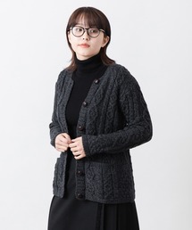 アラン模様メリノウールカーディガン