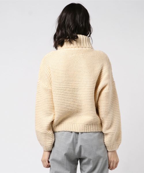 fifth（フィフス）の「ボトルネックケーブルニット（ニット/セーター・レディース・アイボリー/レッド/ブラウン・MEDIUM）」の7枚目の写真