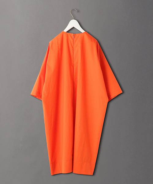 6(ロク)の「<6(ROKU)>SLIT DRESS/ワンピース(ワンピース・レディース・ベージュ/オレンジ・38/36)」の3枚目の写真