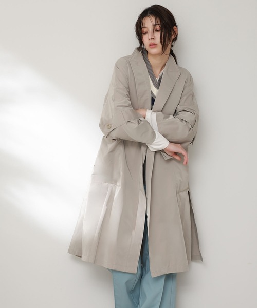 Filomo（フィローモ）の「[Filomo]フィールドサーモルーズロングトレンチコート（トレンチコート・レディース・グレイッシュベージュ/ブラック/ボルドー/カーキ・9号/11号/13号）」の16枚目の写真