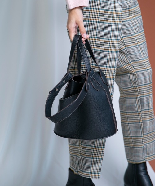 210nouve(トゥージュヌーブ)の「2WAYバケツ型ショルダーバッグ(ショルダーバッグ)」|ブラック
