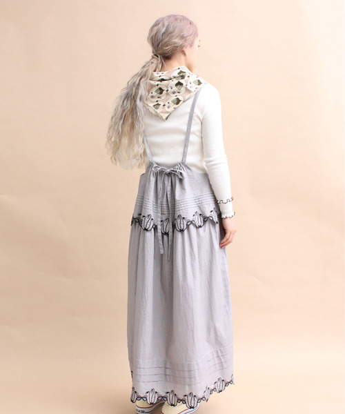 peu pres（プープレ）の「すみれ刺繍吊りスカート（スカート）」 - WEAR