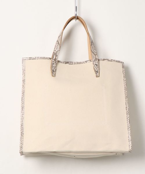 DouDou（ドゥドゥ）の「キャンバスパイピングバッグ（トートバッグ・レディース・ベージュ/オフホワイト・FREE）」の4枚目の写真