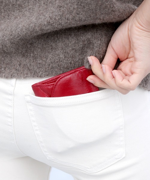 florist（フローリスト）の「本革ラウンドフラップのぷっくり大容量ミニウォレット（財布・レディース・オレンジ/レッド/パープル/イエロー/グリーン/ターコイズブルー/キャメル/シルバー/ネイビー/ブラック・FREE）」の19枚目の写真