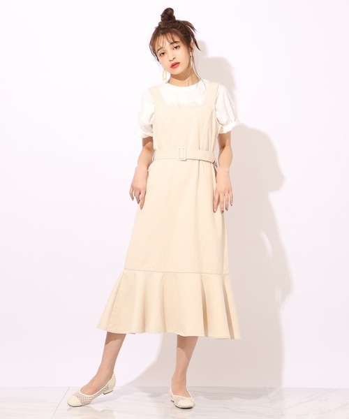 one after another NICE CLAUP（ワンアフターアナザーナイスクラップ）の「デニムジャンパースカート（ジャンパースカート・レディース・アイボリー/ネイビー/ブルー・FREE）」の2枚目の写真