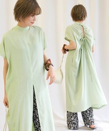 バックオープンフレンチスリーブワンピース