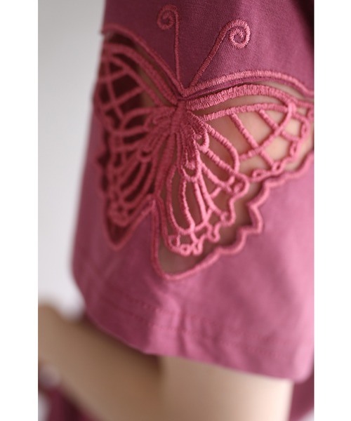 cawaii（カワイイ）の「伸びるストレッチ素材。蝶レース袖Tシャツトップス（Tシャツ/カットソー・レディース・ホワイト/ピンク系その他/ピンク・FREE）」の5枚目の写真