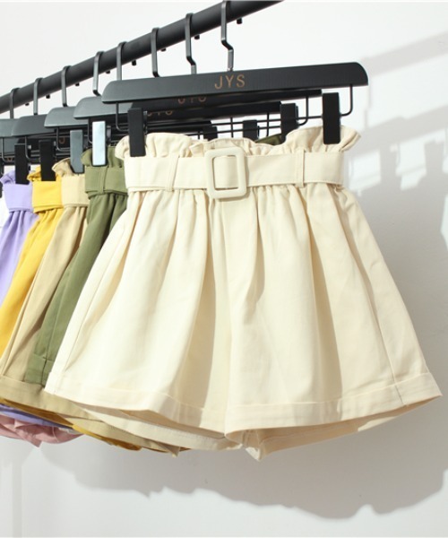 yuue' ( wear )（ユーイ）の「ベルト付きフレアショートパンツ（その他パンツ・レディース・ブラック/アイボリー・FREE）」の4枚目の写真