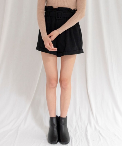 yuue' ( wear )（ユーイ）の「ベルト付きフレアショートパンツ（その他パンツ・レディース・ブラック/アイボリー・FREE）」の6枚目の写真