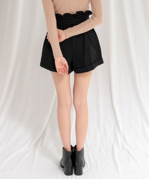 yuue' ( wear )（ユーイ）の「ベルト付きフレアショートパンツ（その他パンツ・レディース・ブラック/アイボリー・FREE）」の9枚目の写真