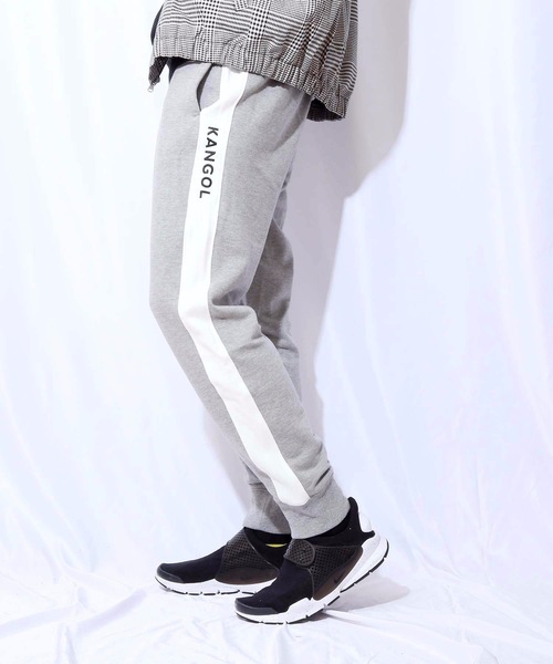 KANGOL(カンゴール)の「【KANGOL/カンゴール】裏毛ラインパンツ スェットパンツ サイドライン(スウェットパンツ・メンズ・ブラック/グレー・MEDIUM/LARGE/X-LARGE)」の1枚目の写真