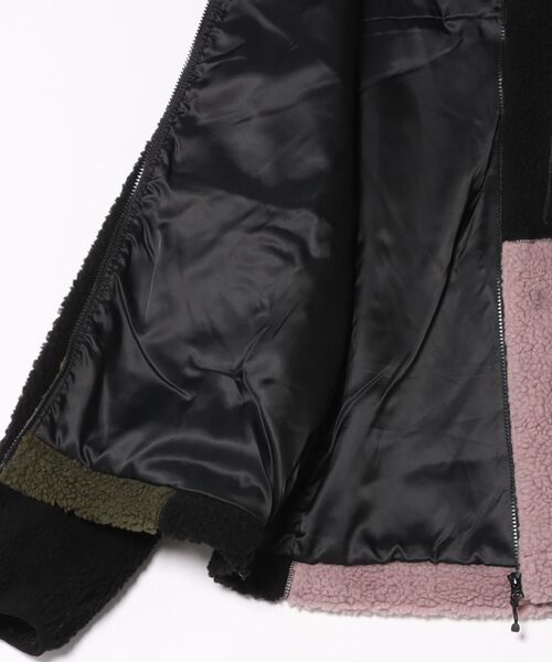 TONE SELECT WEAR(トーンセレクトウェア)の「【TONE MEN'S】ボアハイネックブルゾン(BL)(ブルゾン・レディース・ホワイト/ブラック/ダークグリーン/その他1/その他2/その他3/ライトパープル/キャメル/カーキ・LARGE/MEDIUM/X-LARGE)」の12枚目の写真