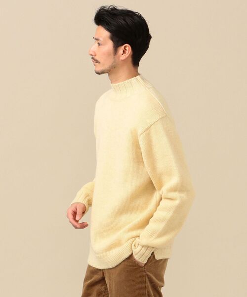 SHIPS（シップス）の「SHIPS: ローゲージ アンダイド ウール モックネック プルオーバー（ニット/セーター・メンズ・ベージュ/ブラウン/カーキ/オフホワイト・SMALL/MEDIUM/LARGE/X-LARGE）」の6枚目の写真