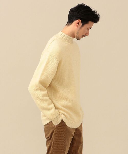 SHIPS（シップス）の「SHIPS: ローゲージ アンダイド ウール モックネック プルオーバー（ニット/セーター・メンズ・ベージュ/ブラウン/カーキ/オフホワイト・SMALL/MEDIUM/LARGE/X-LARGE）」の8枚目の写真