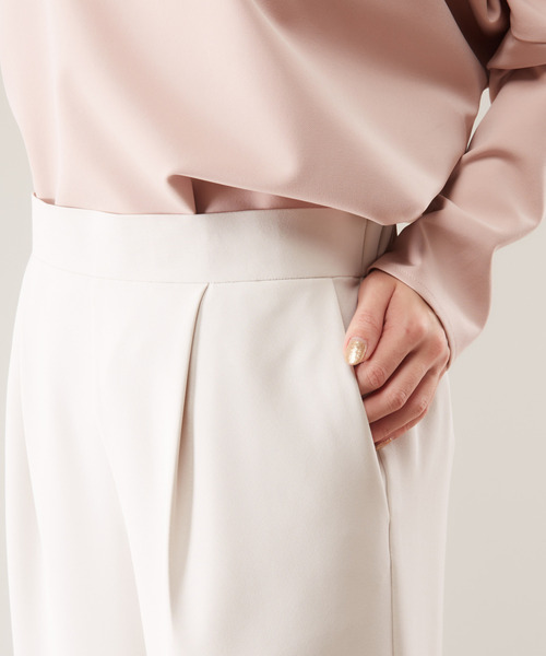 Liesse（リエス）の「ソフトストレートパンツ（その他パンツ・レディース・スミクロ/ライトベージュ/ピンクベージュ・S/M）」の10枚目の写真