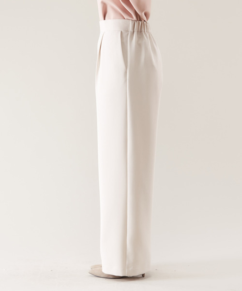 Liesse（リエス）の「ソフトストレートパンツ（その他パンツ・レディース・スミクロ/ライトベージュ/ピンクベージュ・S/M）」の12枚目の写真