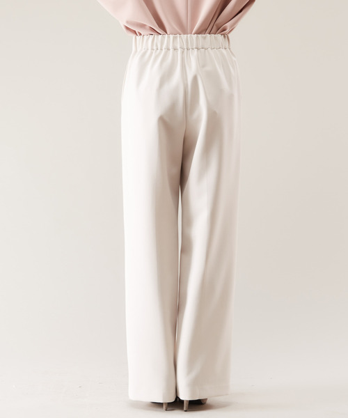 Liesse（リエス）の「ソフトストレートパンツ（その他パンツ・レディース・スミクロ/ライトベージュ/ピンクベージュ・S/M）」の13枚目の写真