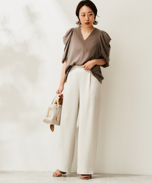 Liesse（リエス）の「ソフトストレートパンツ（その他パンツ・レディース・スミクロ/ライトベージュ/ピンクベージュ・S/M）」の14枚目の写真