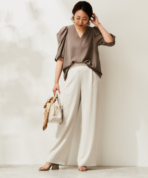 Liesse（リエス）の「ソフトストレートパンツ（その他パンツ・レディース・スミクロ/ライトベージュ/ピンクベージュ・S/M）」の16枚目の写真