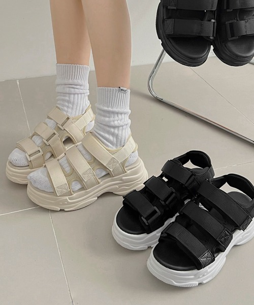 Shoes in Closet（シューズインクローゼット）の「《ストレスフリー》軽量厚底 高反発クッションソール  ベルクロ スポーツサンダル 7485（サンダル・レディース・アイボリー/ブラック×ホワイト/ブラック×ブラック/ブラウン系その他/ブラック×カーキ/ライトベージュ/ライトグリーン/ピンク/パープル/オレンジ/ブラック×シルバー/グレー/ダークブラウン/ライトピンク・M/L/LL/S/XS/3L/6L/4L/5L/XXS）」の15枚目の写真