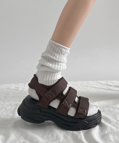 Shoes in Closet（シューズインクローゼット）の「《ストレスフリー》軽量厚底 高反発クッションソール  ベルクロ スポーツサンダル 7485（サンダル・レディース・アイボリー/ブラック×ホワイト/ブラック×ブラック/ブラウン系その他/ブラック×カーキ/ライトベージュ/ライトグリーン/ピンク/パープル/オレンジ/ブラック×シルバー/グレー/ダークブラウン/ライトピンク・M/L/LL/S/XS/3L/6L/4L/5L/XXS）」の21枚目の写真