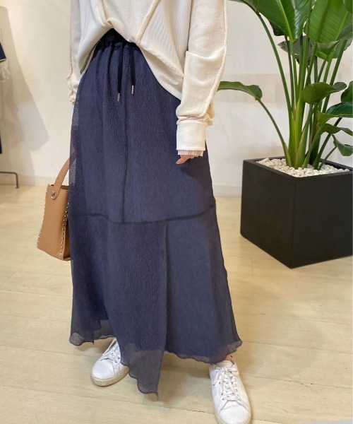 Eimee Law（エイミーロウ）の「プリーツ楊柳アイレットSK（スカート・レディース・チャコールグレー/ブラック/ベージュ・38）」の22枚目の写真