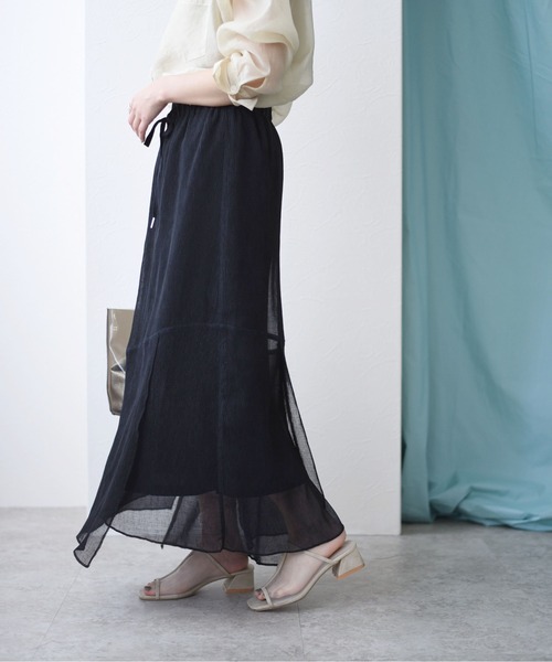 Eimee Law（エイミーロウ）の「プリーツ楊柳アイレットSK（スカート・レディース・チャコールグレー/ブラック/ベージュ・38）」の11枚目の写真