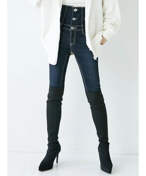 GYDA(ジェイダ)の「ハイウエストボタンスキニーデニム パンツ(デニムパンツ・レディース・ライトブルー/インディゴブルー・XX-SMALL/X-SMALL/SMALL/MEDIUM)」の3枚目の写真