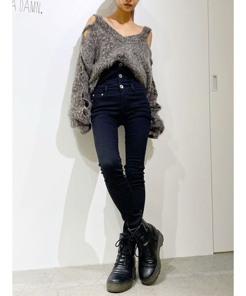 GYDA(ジェイダ)の「ハイウエストボタンスキニーデニム パンツ(デニムパンツ・レディース・ライトブルー/インディゴブルー・XX-SMALL/X-SMALL/SMALL/MEDIUM)」の12枚目の写真