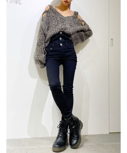 GYDA(ジェイダ)の「ハイウエストボタンスキニーデニム パンツ(デニムパンツ・レディース・ライトブルー/インディゴブルー・XX-SMALL/X-SMALL/SMALL/MEDIUM)」の14枚目の写真