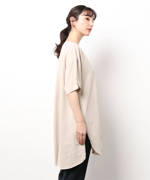 JUGLANS(ユグランス)の「☆ プリント入りスリットロングT(Tシャツ/カットソー・レディース・ホワイト/ベージュ/ラベンダー/レンガ・FREE)」の5枚目の写真