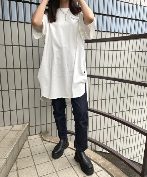 JUGLANS(ユグランス)の「☆ プリント入りスリットロングT(Tシャツ/カットソー・レディース・ホワイト/ベージュ/ラベンダー/レンガ・FREE)」の12枚目の写真