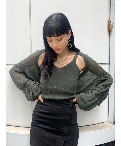 EMODA(エモダ)の「シャーリングボレロニットセット(カーディガン/ボレロ・レディース・ベージュ/ブラック/グリーン・FREE)」の3枚目の写真