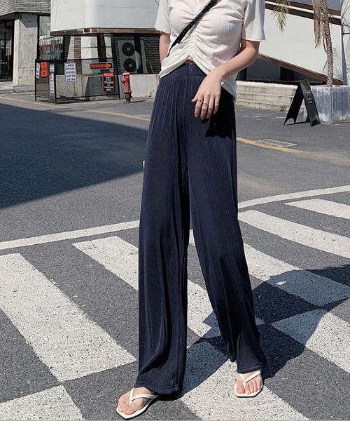 BLANC FICELLE（ブランフィセル）の「ハイウエストドレープパンツ
